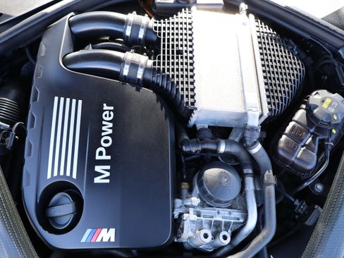 Used 2016 BMW M4 Competition image 34