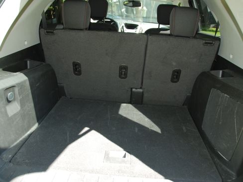 Used 2017 Chevrolet Equinox LS image 22