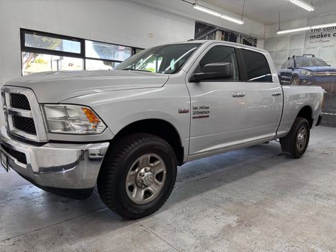 Used 2016 RAM 2500 SLT image 8