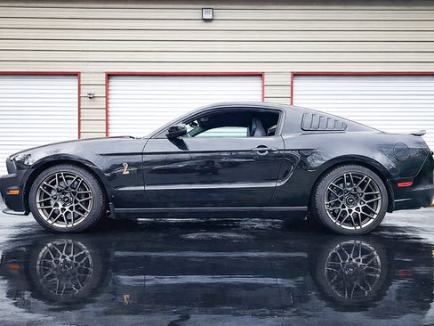 Used 2013 Ford Mustang Shelby GT500 image 1