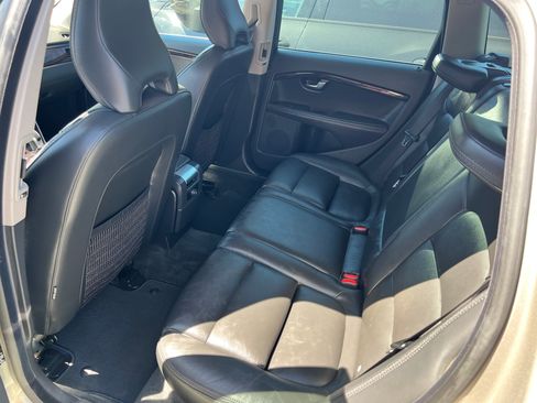 Used 2016 Volvo XC70 T5 Platinum AWD image 5
