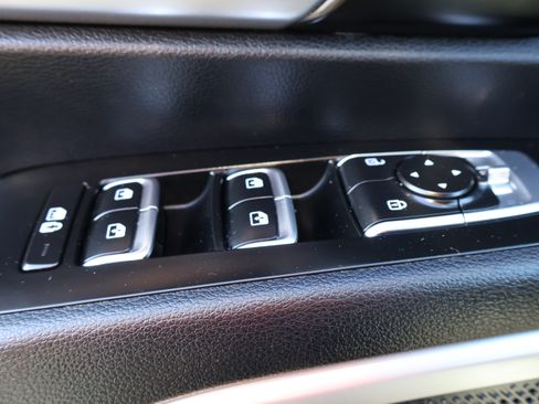 Used 2023 Kia Telluride S image 29