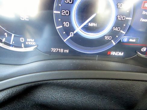 Used 2016 Cadillac Escalade Luxury image 19