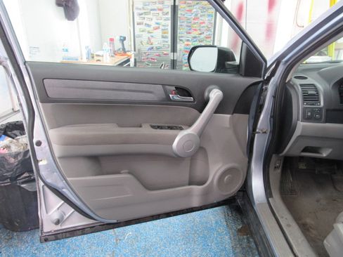 Used 2007 Honda CR-V LX image 14