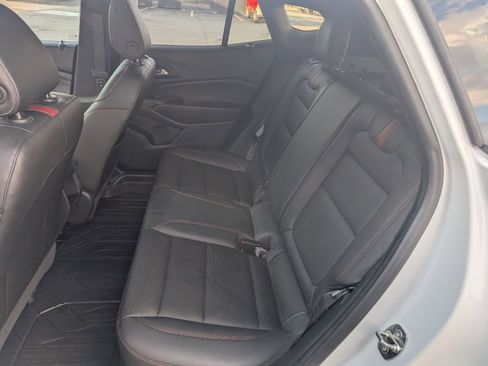 Used 2024 Chevrolet Trax RS image 8