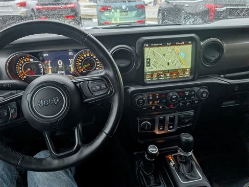 Used 2022 Jeep Wrangler Sport S image 8