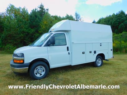 New 2025 Chevrolet Express 3500