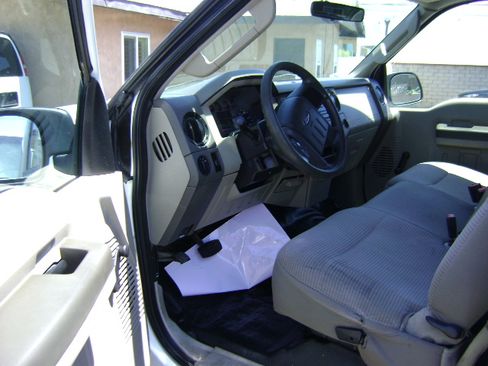 Used 2008 Ford F250 2WD Regular Cab Super Duty image 8