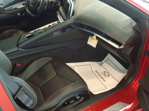 New 2026 Chevrolet Corvette Stingray 2LT image 8