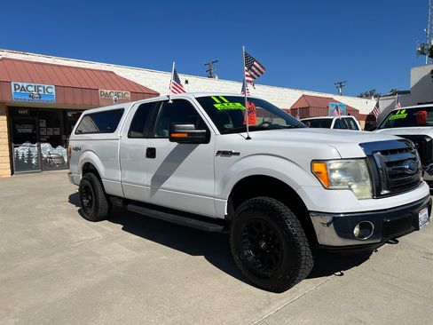 Used 2011 Ford F150 XLT image 3
