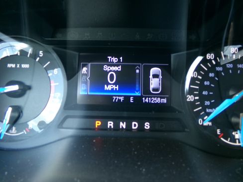 Used 2017 Ford Edge AWD SEL image 18