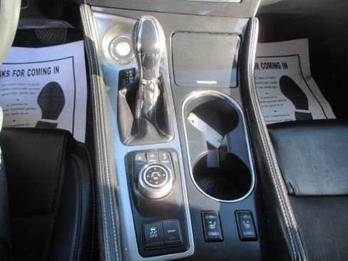 Used 2022 Nissan Maxima 3.5 SV image 8