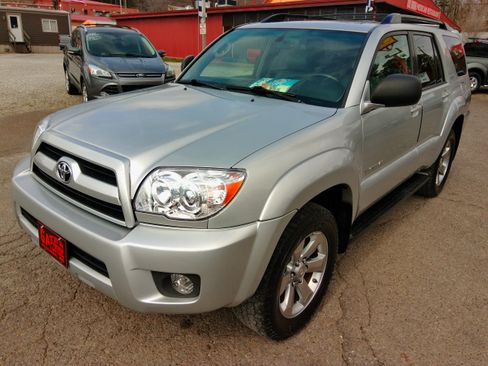 Used 2007 Toyota 4Runner Limited image 8