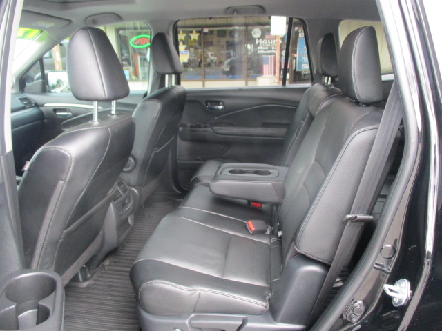 Used 2021 Honda Pilot FWD Special Edition image 27