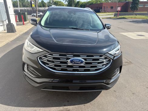 Used 2019 Ford Edge SEL image 2