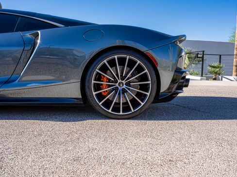 Used 2020 McLaren GT image 13