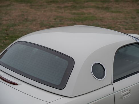 Used 2003 Ford Thunderbird image 28