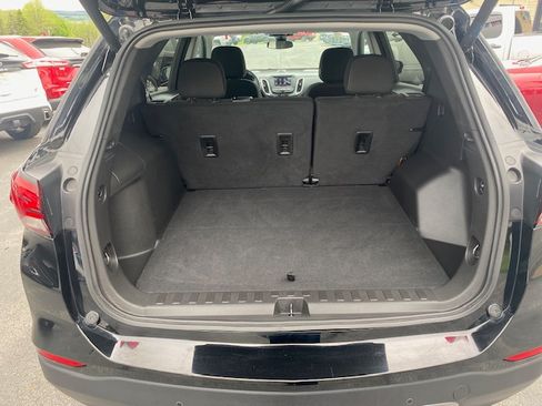 Used 2023 Chevrolet Equinox AWD LT w/ 1LT image 16
