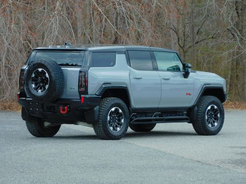 Used 2025 GMC Hummer EV 3X image 10