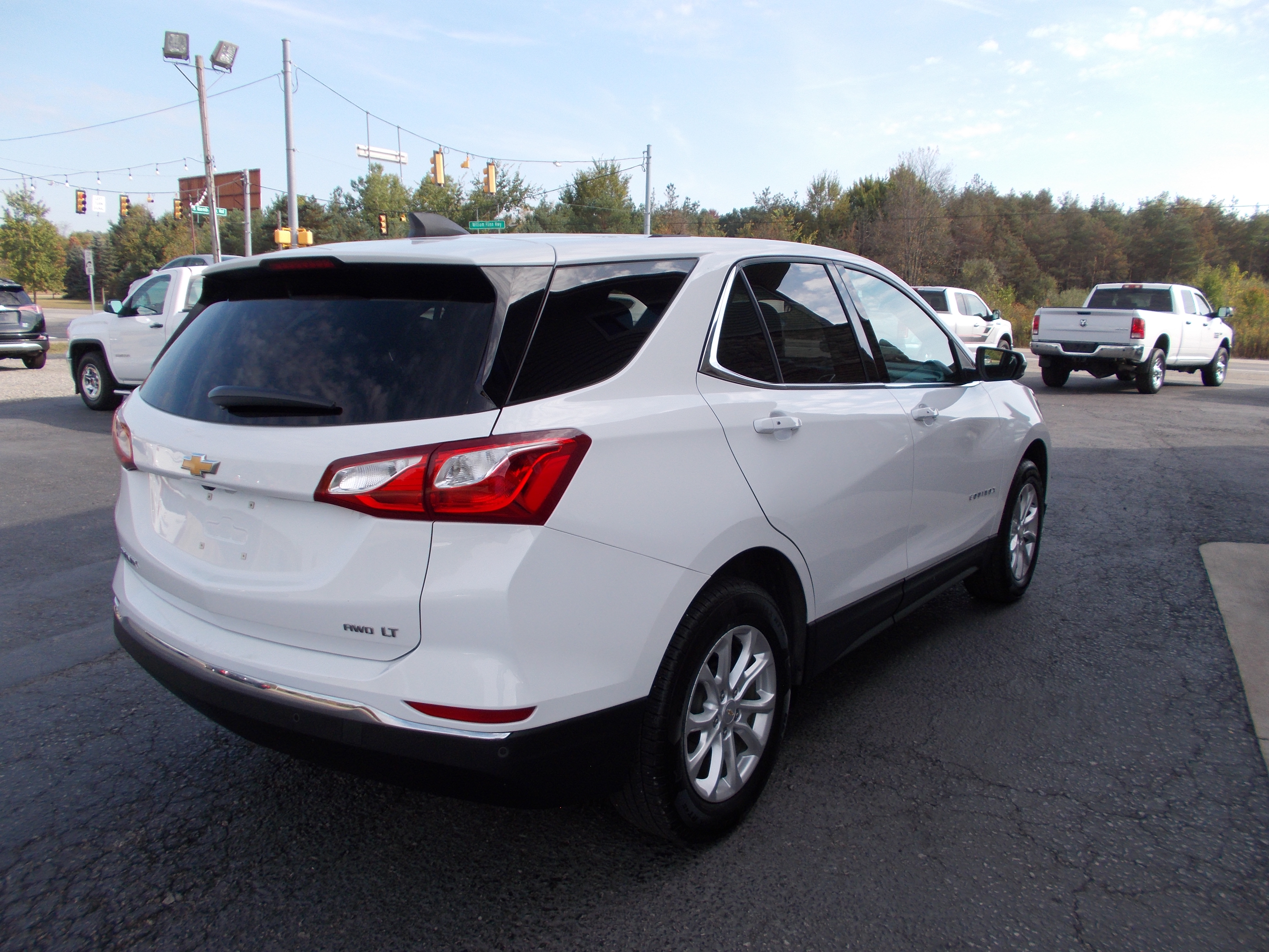 Used 2019 Chevrolet Equinox LT AWD/4WD image 5