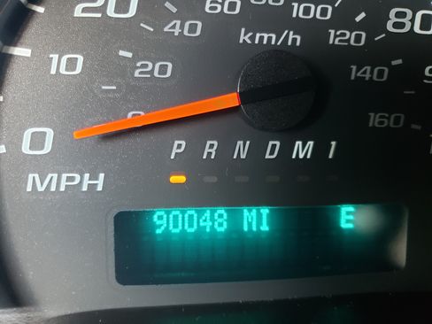 Used 2020 Chevrolet Express 2500 image 15