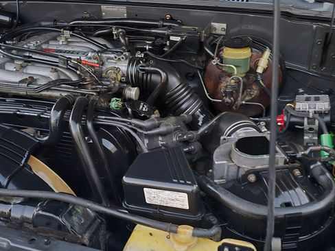 Used 1988 Toyota Pickup Deluxe image 57