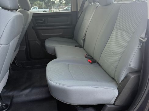 Used 2019 RAM 1500 4x4 Crew Cab Classic Tradesman image 15