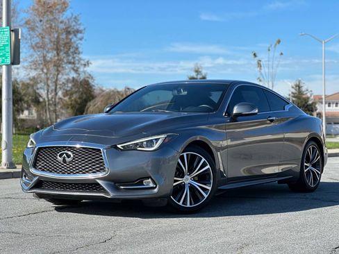 Used 2018 INFINITI Q60 3.0t Luxe image 1