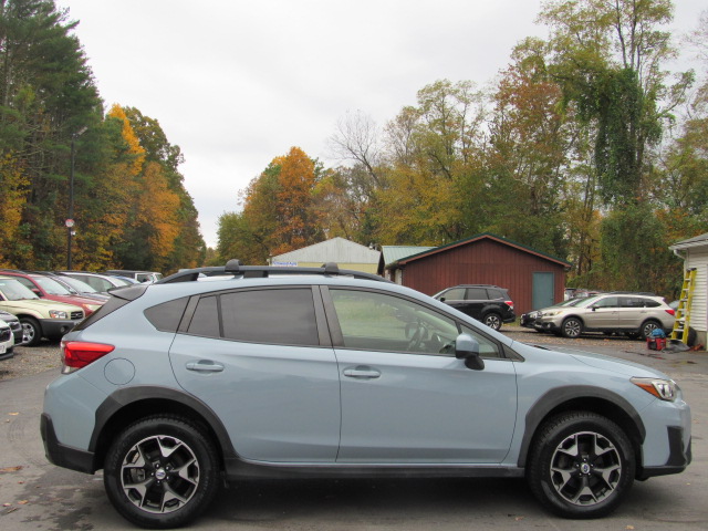 Used 2018 Subaru Crosstrek 2.0i Premium AWD/4WD image 9