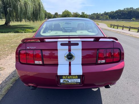 Used 2006 Ford Mustang GT Premium image 34