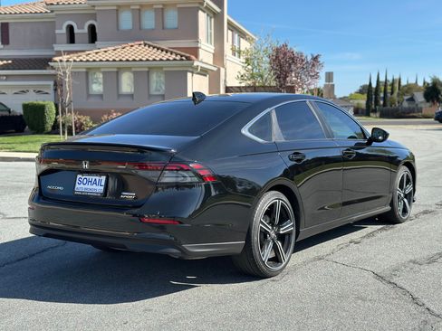 Used 2024 Honda Accord Hybrid Sport image 6
