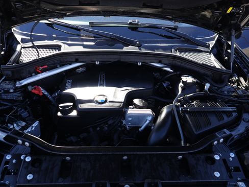 Used 2017 BMW X3 xDrive28i image 39