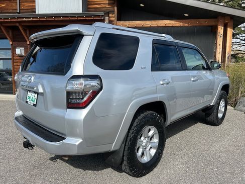 Used 2015 Toyota 4Runner SR5 Premium image 5