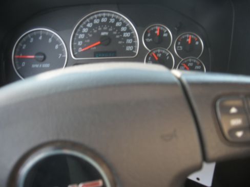 Used 2005 GMC Envoy image 10