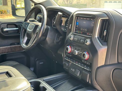 Used 2022 GMC Sierra 1500 Limited Denali image 14