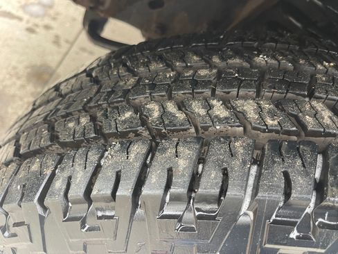 Used 2001 Ford E-350 and Econoline 350 Club Wagon image 11