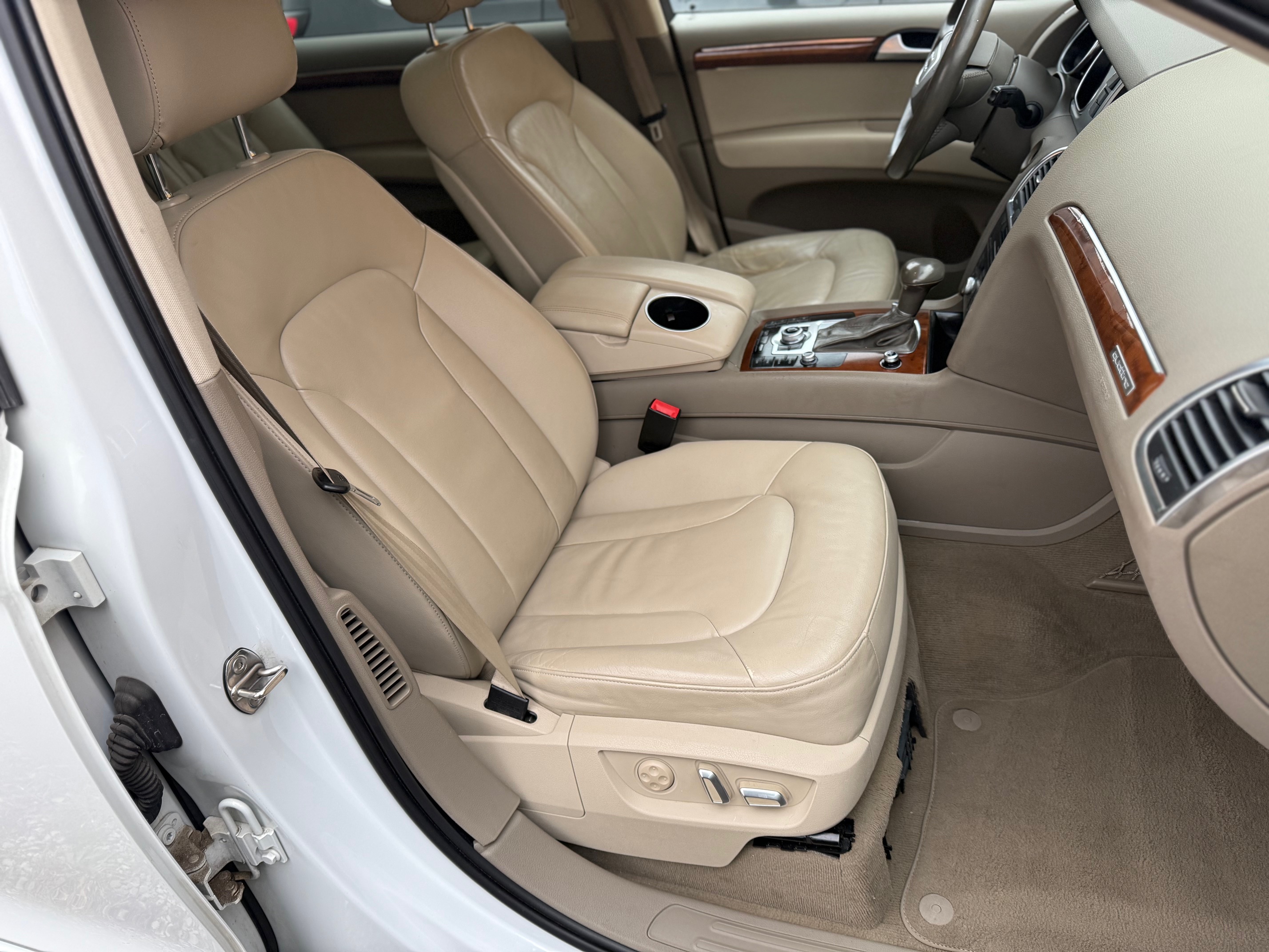 Used 2015 Audi Q7 3.0T Premium AWD/4WD image 8