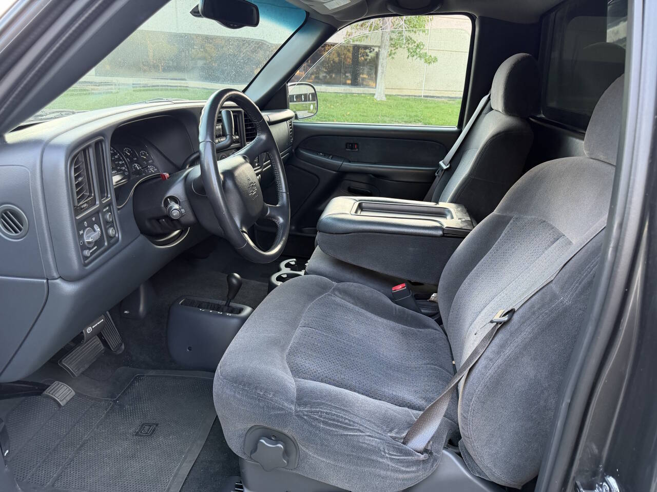 Used 2002 Chevrolet Silverado 2500 4x4 Regular Cab w/ Z71 image 13