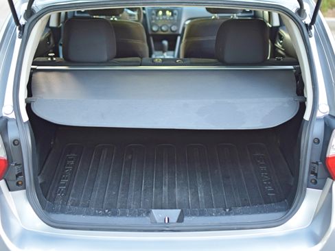 Used 2014 Subaru XV Crosstrek 2.0i Premium image 37