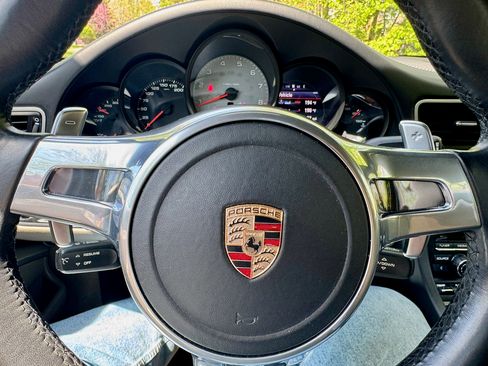 Used 2013 Porsche 911 Carrera S Coupe RWD image 30