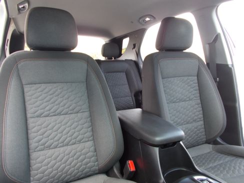 Used 2019 Chevrolet Equinox LT image 22