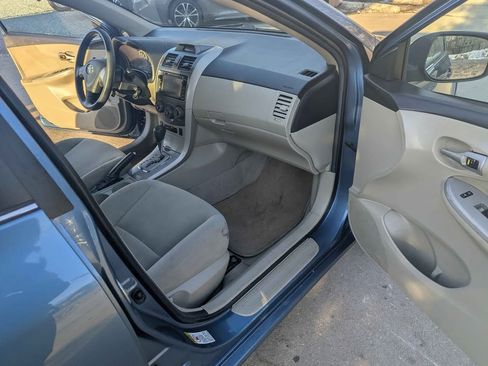 Used 2013 Toyota Corolla image 7
