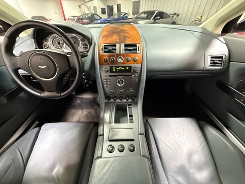 Used 2005 Aston Martin DB9 RWD image 25