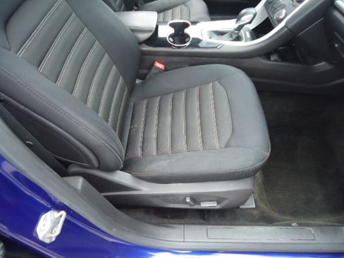 Used 2015 Ford Fusion SE FWD image 8