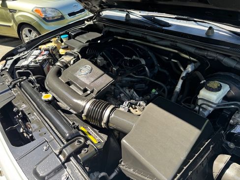 Used 2010 Nissan Xterra 4WD image 23