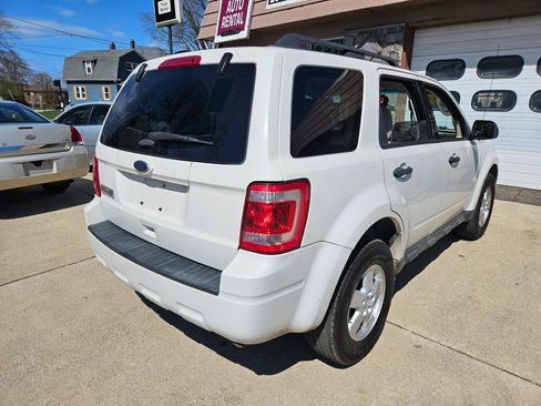 Used 2012 Ford Escape XLT image 6