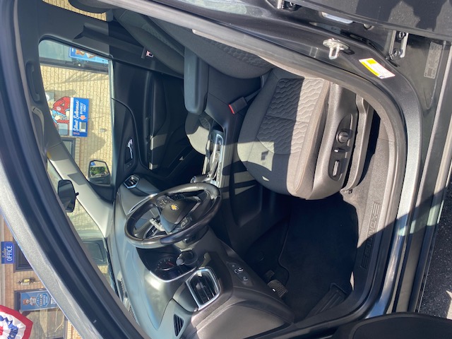 Used 2020 Chevrolet Equinox FWD LT w/ 1LT image 11