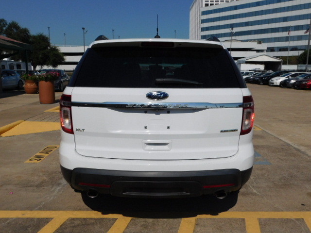 Used 2014 Ford Explorer FWD XLT image 7