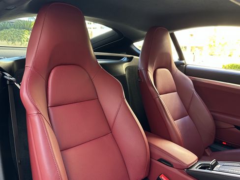 Used 2024 Porsche 718 Cayman GTS image 40