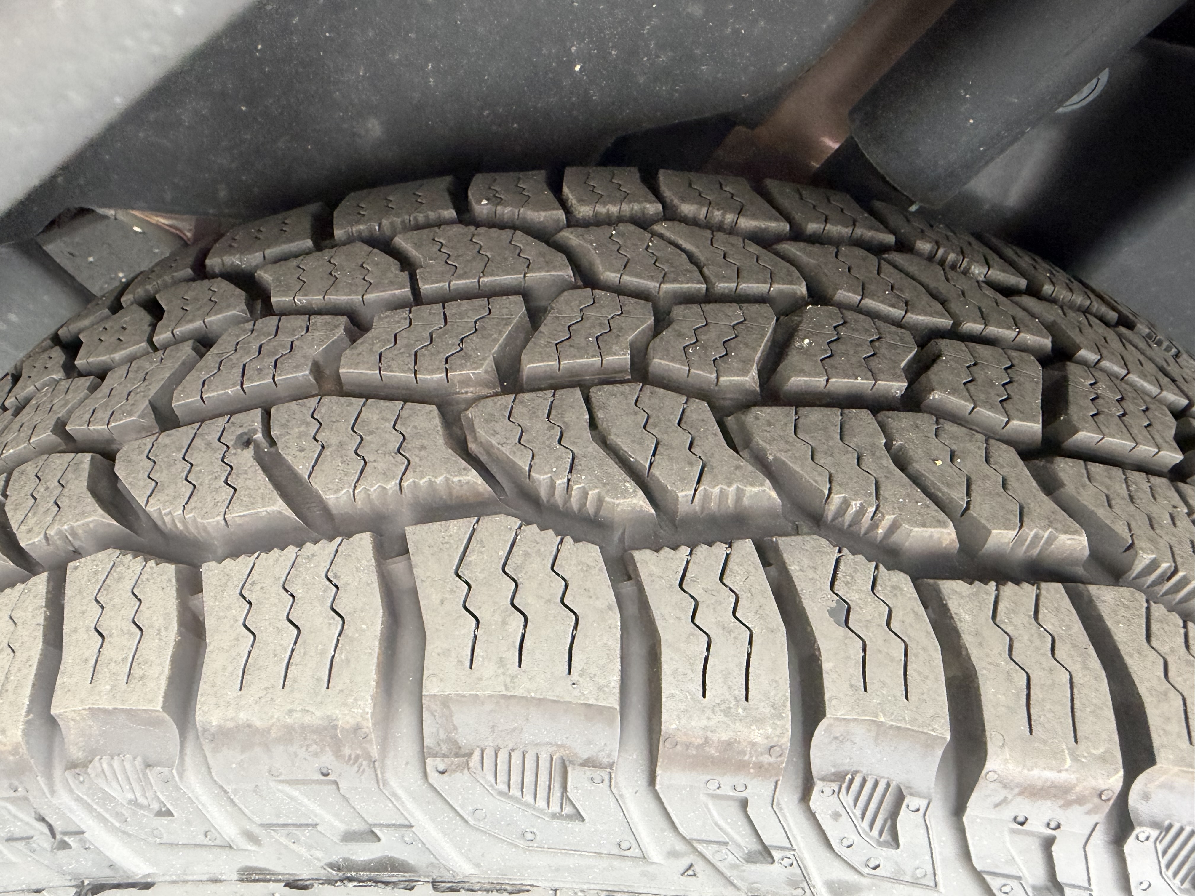 Used 2015 Jeep Cherokee 4WD Trailhawk image 7